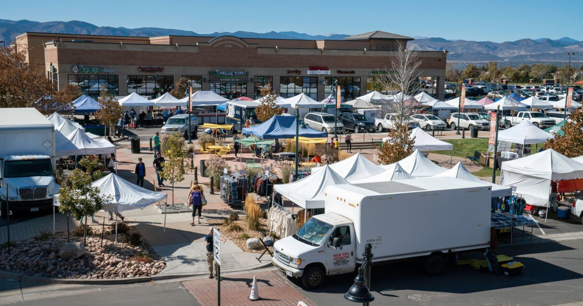 Southwest Plaza Farmers Market in Littleton at Southwest Plaza