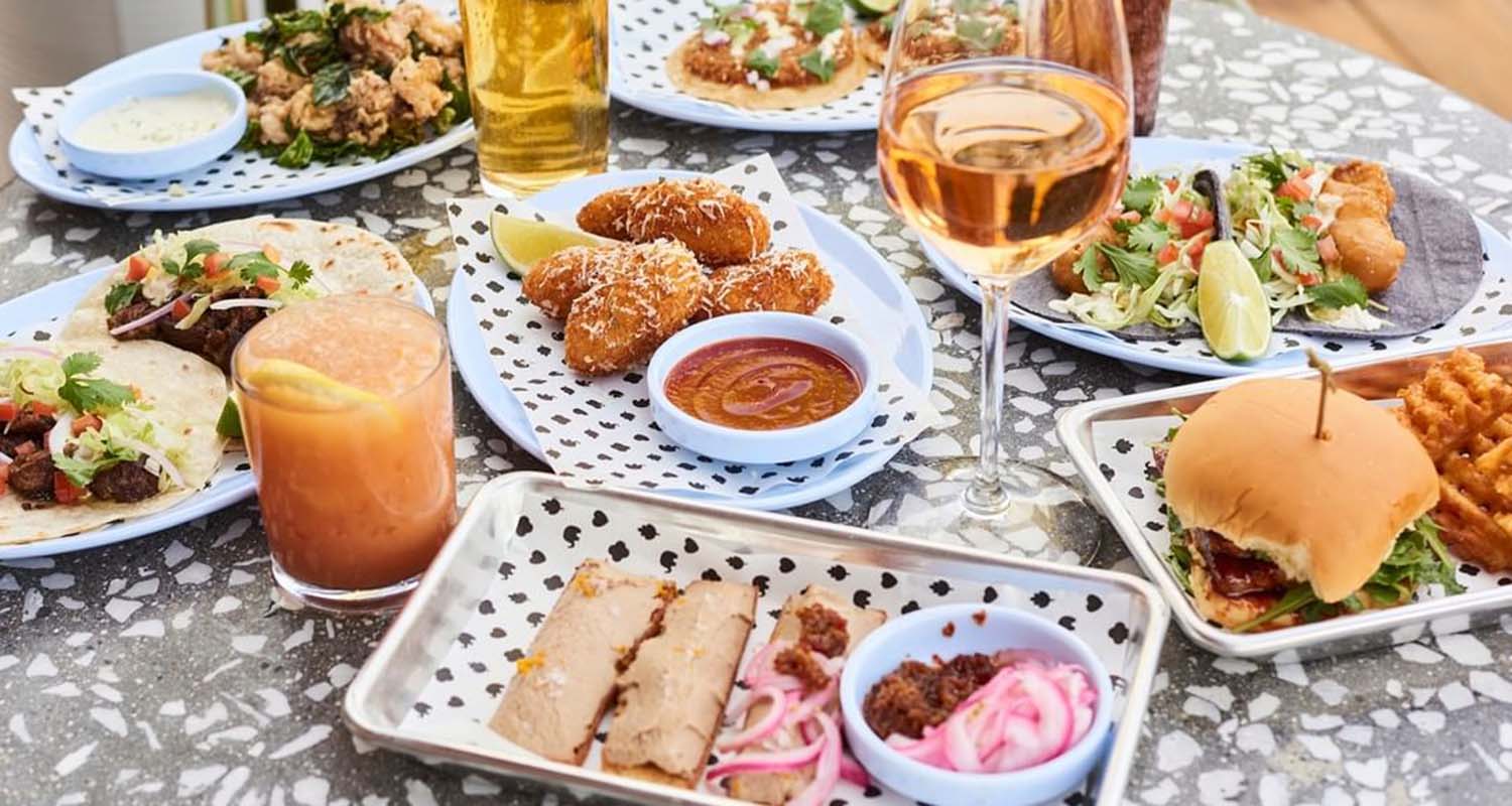 A List of Open Los Angeles Restaurants and Bars