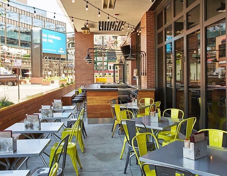 Patios Open For Dining In Chicago