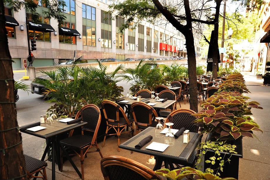Patios Open For Dining In Chicago