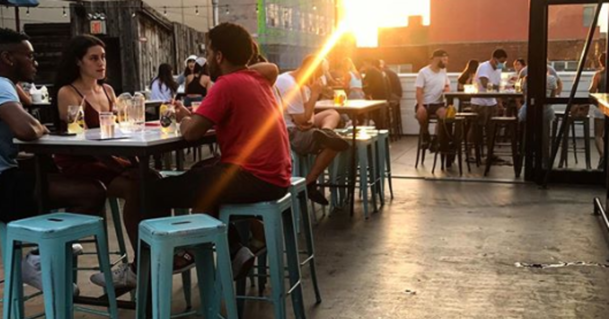 Berry Park Outdoor Drinks in NYC at Berry Park