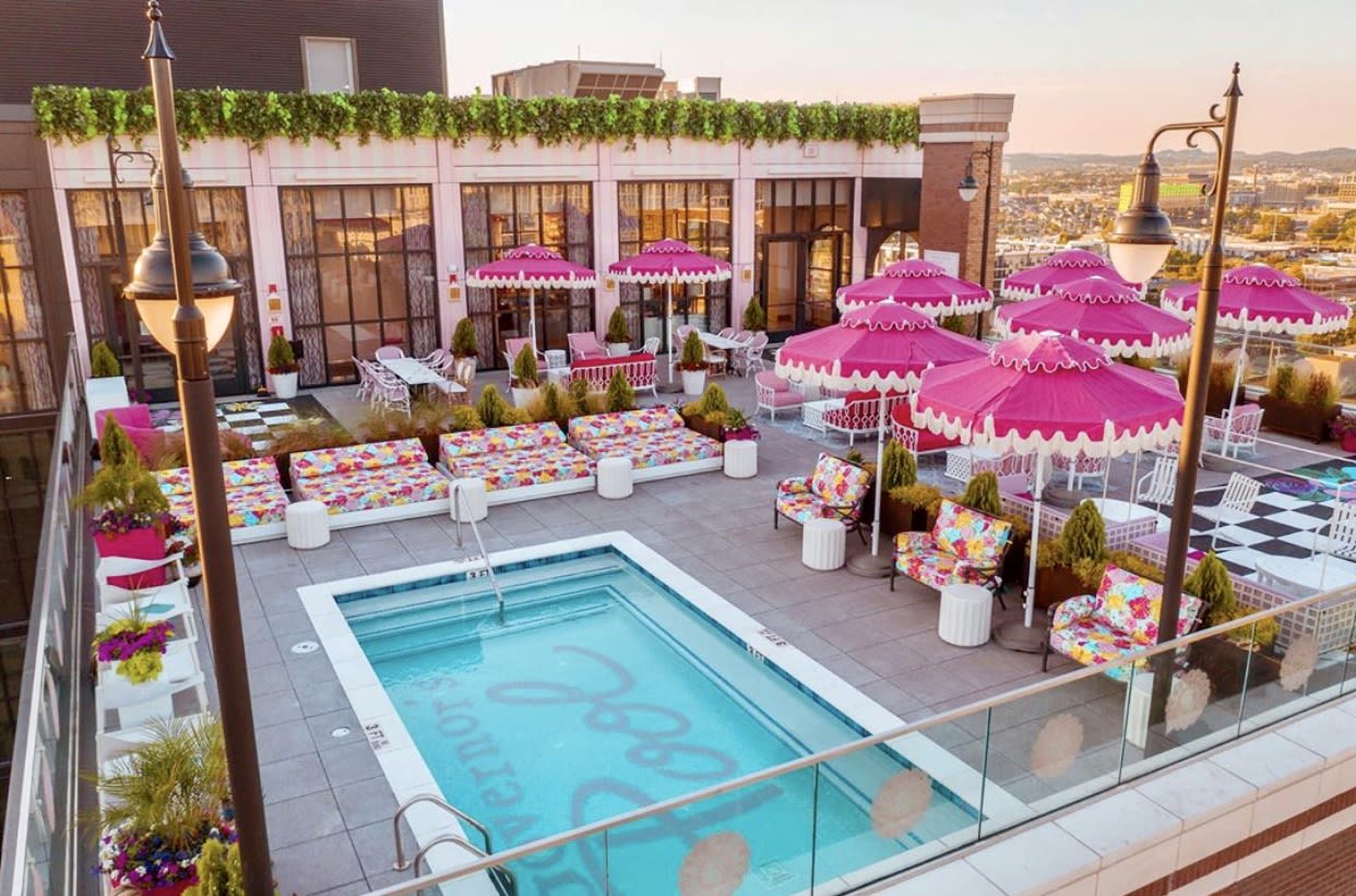 Best Pools & Swimming Areas In Nashville