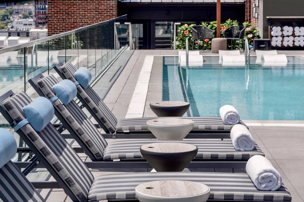 Best Pools & Swimming Areas In Nashville