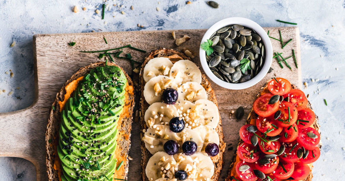 Is Galaxy Vegetarian : 13 Vegetarian and Vegan Takeout Options to Kickstart 2021 ... / There are so many, we can't even count them all yet!