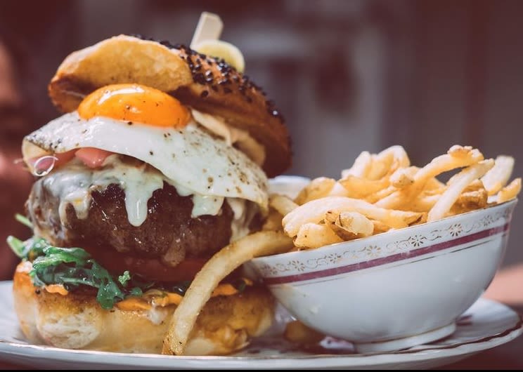Where To Get The Best Burgers in Vancouver