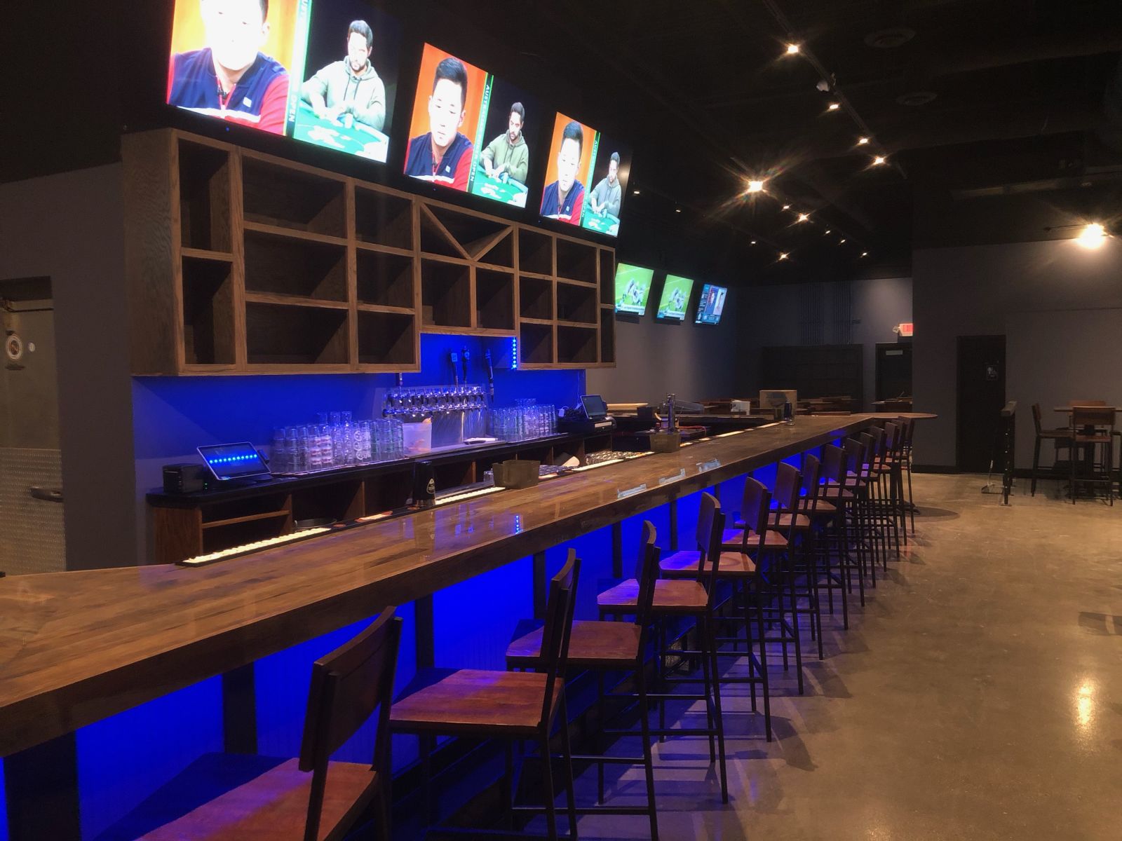 Win a 100 Gift Card To FamilyFriendly Sports Bar in Franklin at