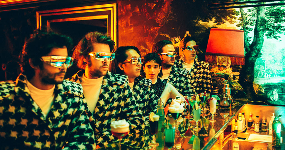 L’Impératrice Tako Tsubo Tour 2022 in Oakland at Fox Theater