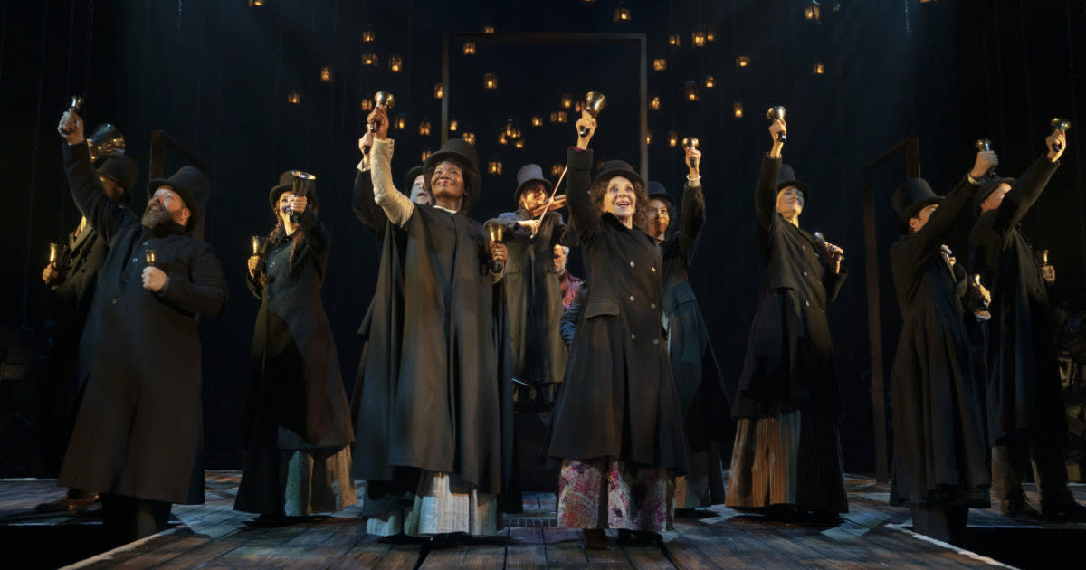 A Christmas Carol In Los Angeles At Ahmanson Theatre