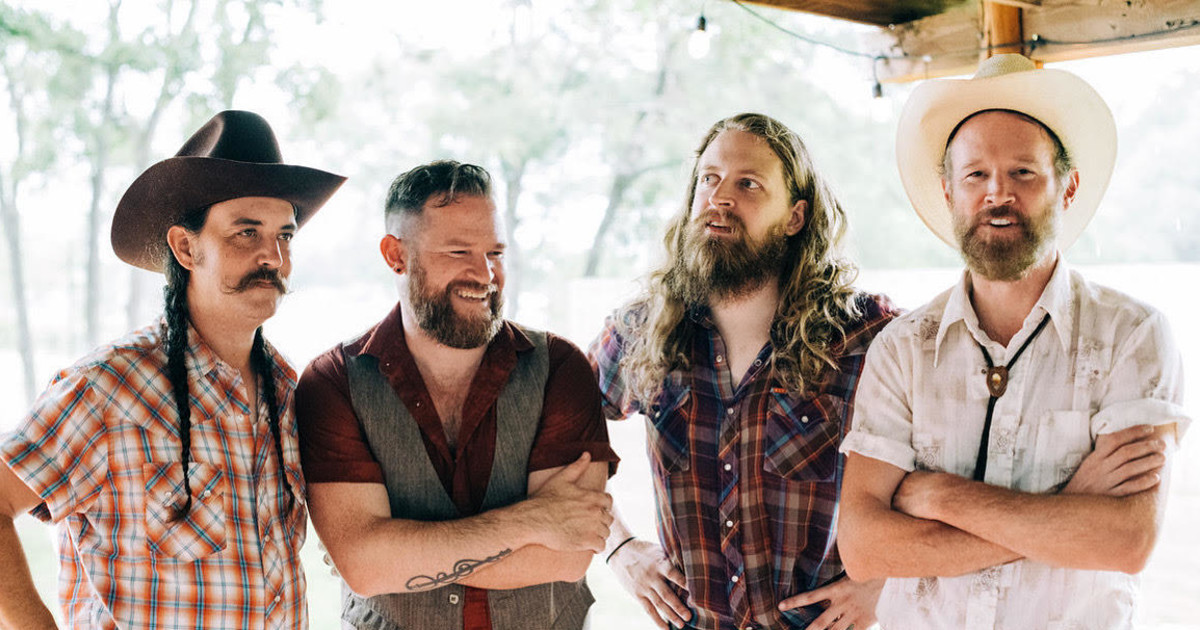 sour-bridges-in-dripping-springs-at-closed-dreamland