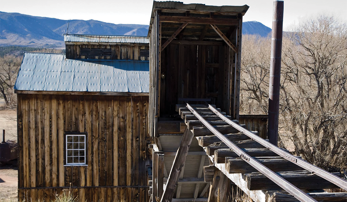 Where To Go Pumpkin & Apple Picking Near Denver