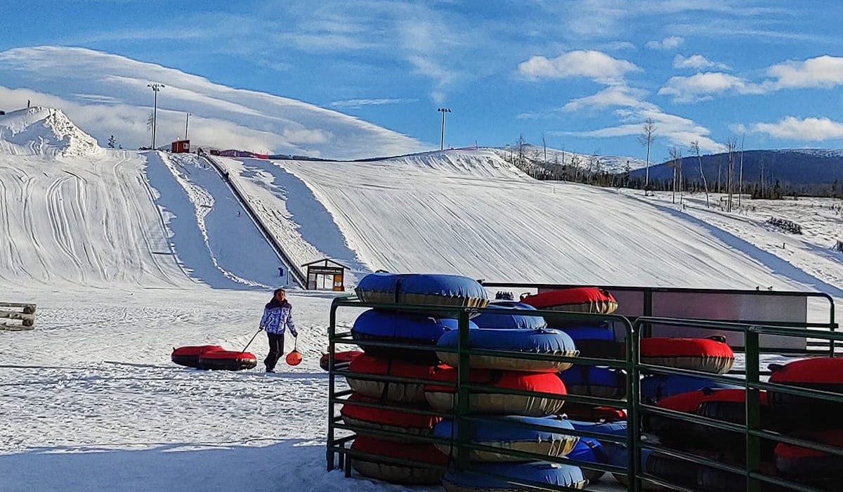 Where To Go Sledding & Tubing In Denver